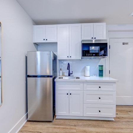Roaring Tigers Studio Apartment Galveston Ngoại thất bức ảnh