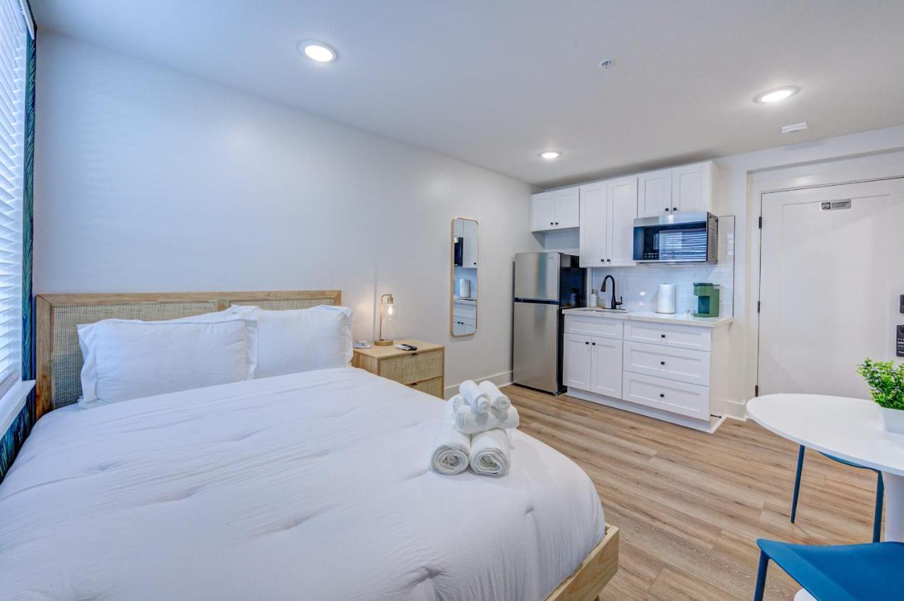Roaring Tigers Studio Apartment Galveston Ngoại thất bức ảnh