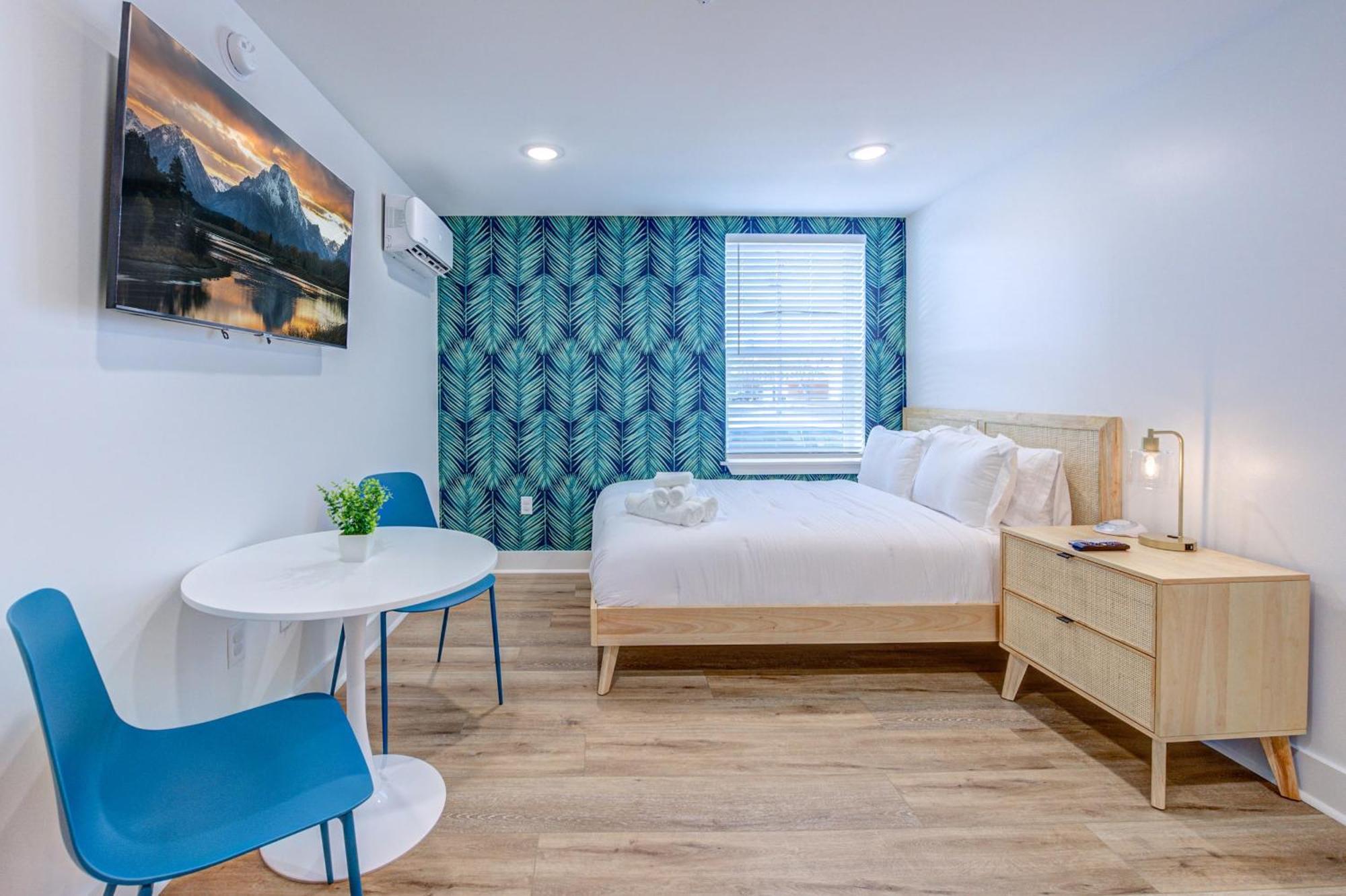 Roaring Tigers Studio Apartment Galveston Ngoại thất bức ảnh