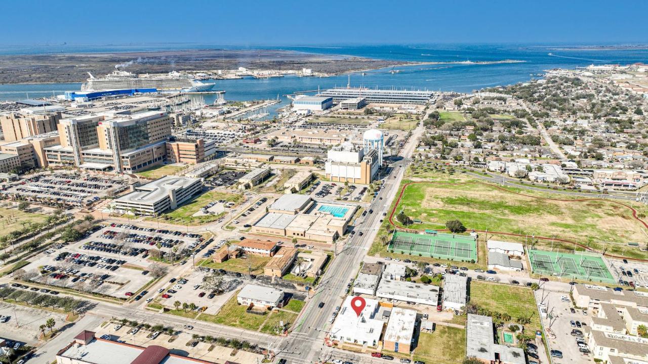 Roaring Tigers Studio Apartment Galveston Ngoại thất bức ảnh